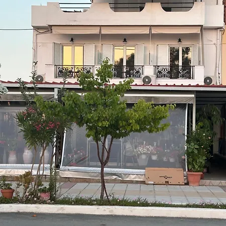 Kaviroshome 4* Pefki (Evia)